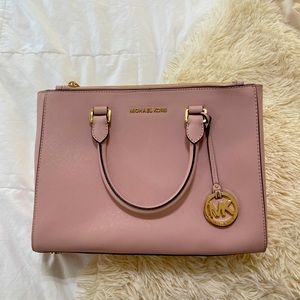 Light Pink Michael Kors Purse